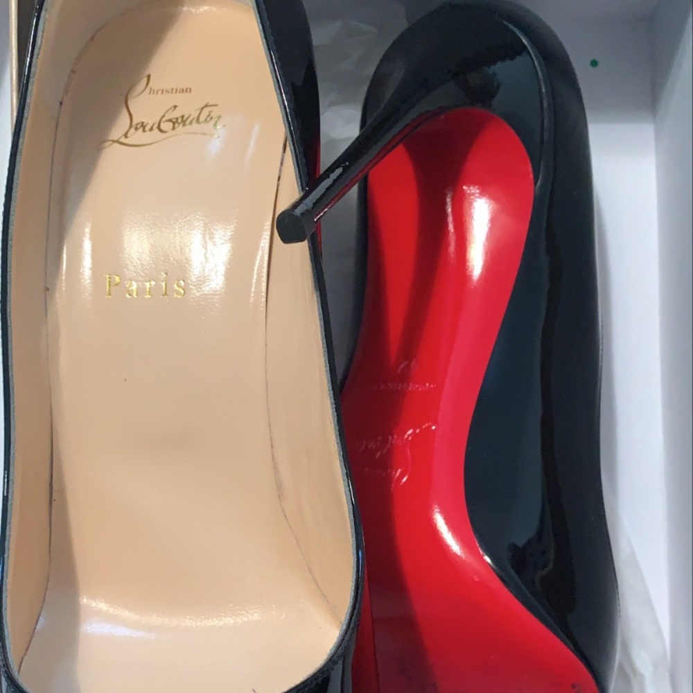 Christian loubs